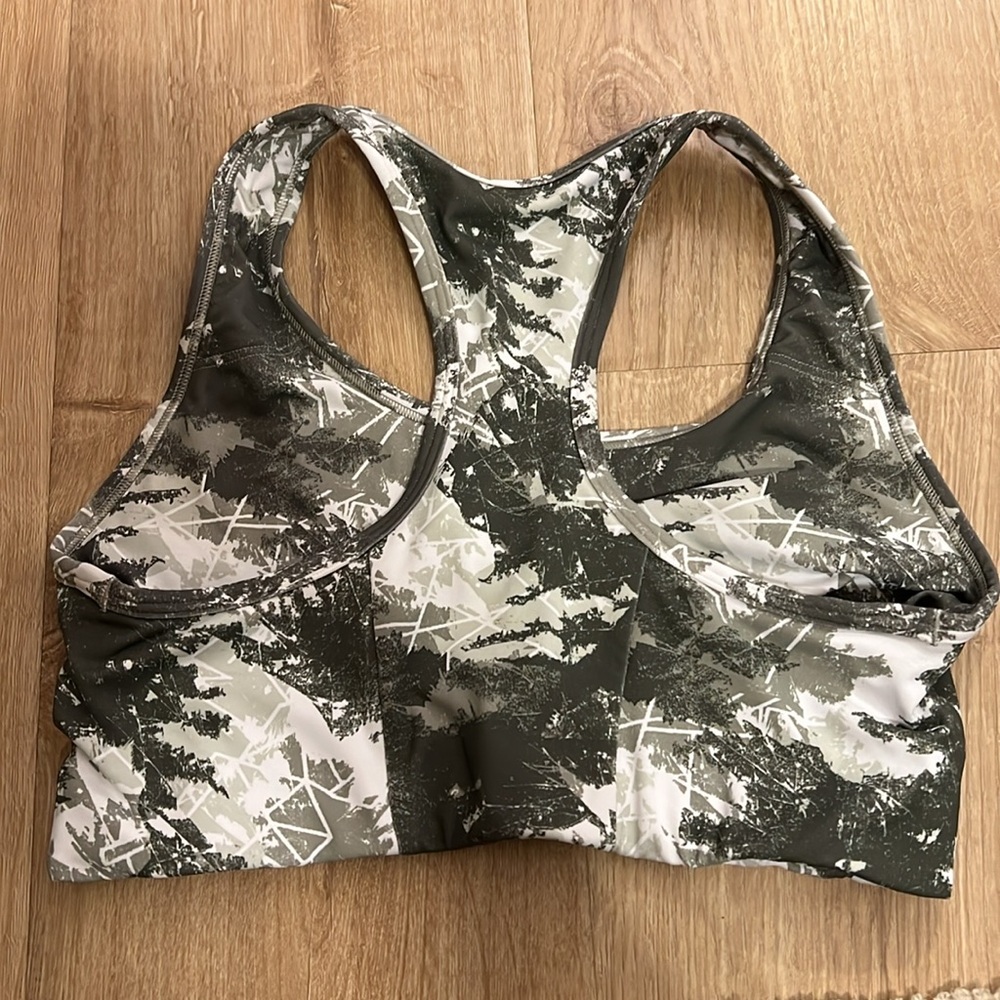 Gymshark Essential Racerback Sports Bra - Picture 3 of 4